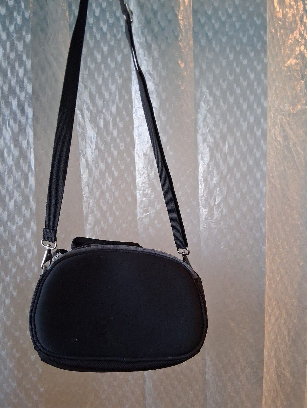 Kenneth Cole Compact Camera Case - Picture 9 of 12